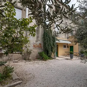 Silvia Apartment