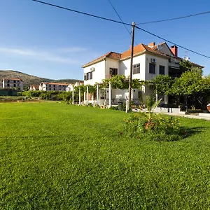 Svilan Trogir