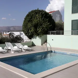 Delta Apartment